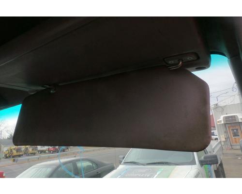  Isuzu NRR Visor #