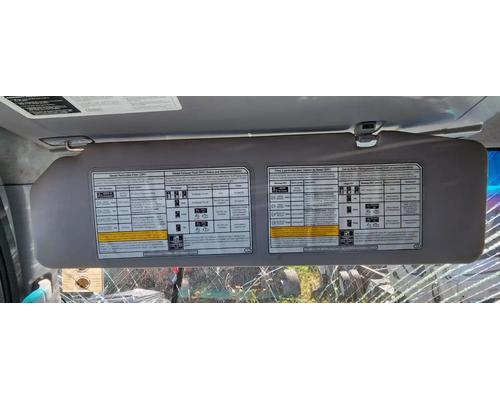 isuzu-nrr-visor #1431230