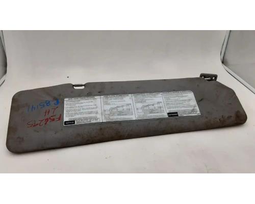 isuzu-nrr-visor #1432904