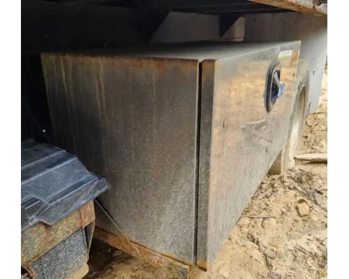 isuzu-nrr-tool-box #1451154