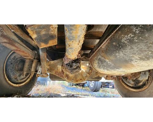 isuzu-r040-axle-housing #1360061