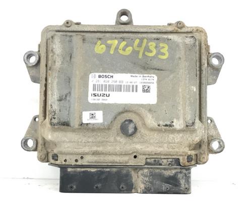  Isuzu Reach ECM #