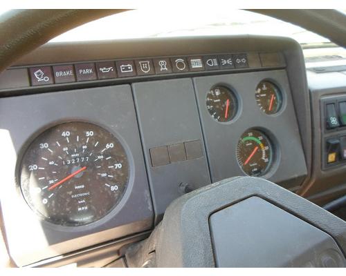 IVECO EURO 12-12 Instrument Cluster