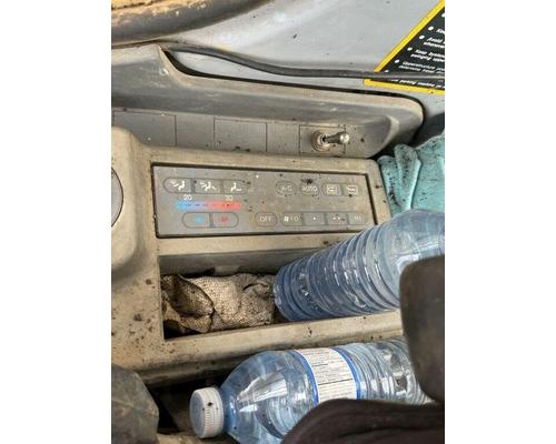 JOHN DEERE 330LC Excavator Equipment (Whole Vehicle)