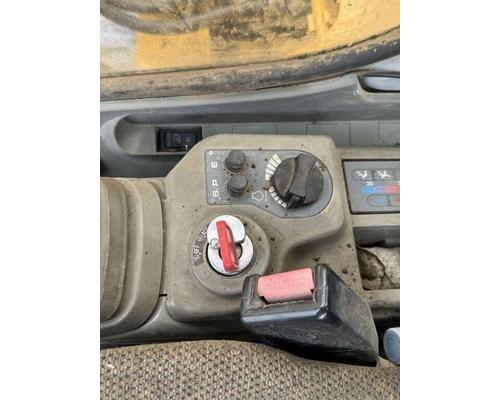 JOHN DEERE 330LC Excavator Equipment (Whole Vehicle)