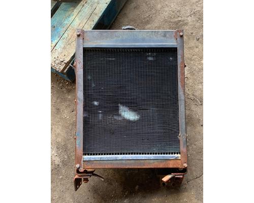 JOHN DEERE 4045DF150 Radiator