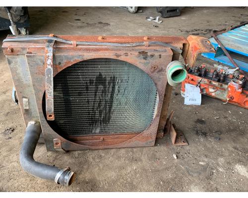 JOHN DEERE 4045DF150 Radiator