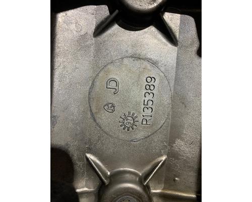 JOHN DEERE 4045DF150 Valve Cover