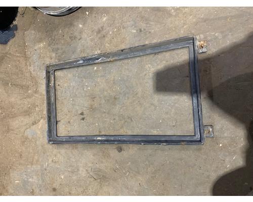 KENWORTH C500 Bracket, Misc.