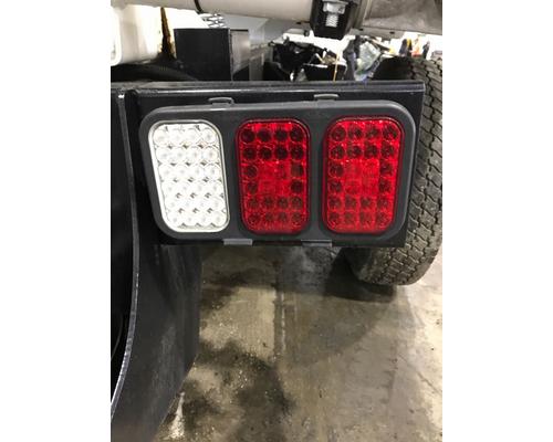 kenworth-k370-tail-lamp #682562
