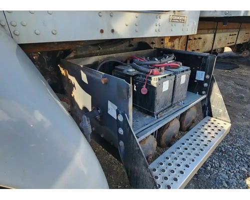  Kenworth T300 Battery Box #