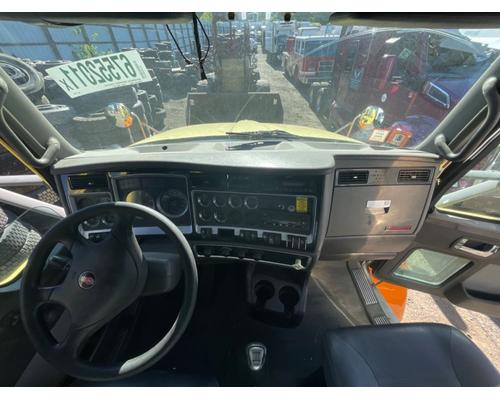  Kenworth T400 Dash Assembly #