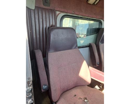 KENWORTH T600 Cab or Cab Mount