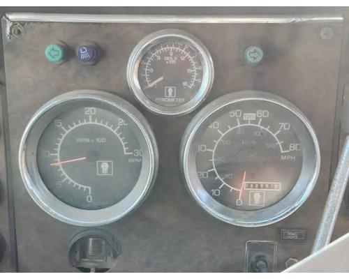  Kenworth T600 Instrument Cluster #