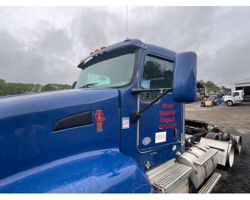  Kenworth T660 Cab #