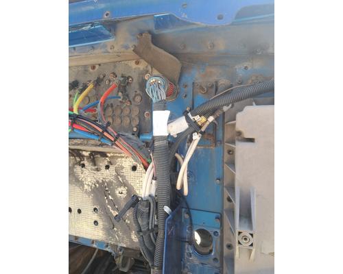 KENWORTH T660 Cab or Cab Mount