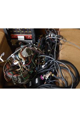 KENWORTH T660 Fuse Box OEM# P10-1000 in Holland, MI #36383