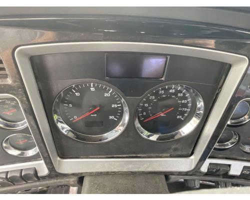  Kenworth T660 Instrument Cluster #