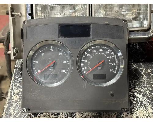  Kenworth T660 Instrument Cluster #