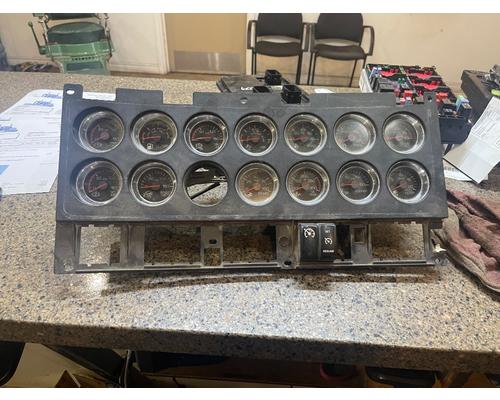 KENWORTH T660 Instrument Cluster