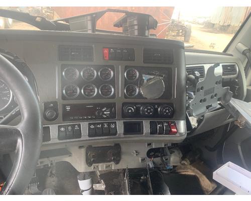 KENWORTH T680 Cab or Cab Mount