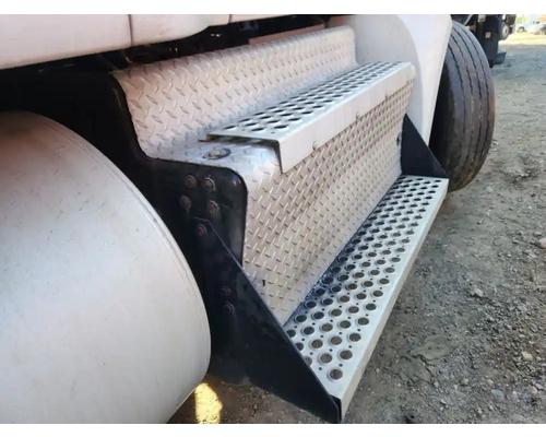  Kenworth T680 DPF - Diesel Particulate Filter #