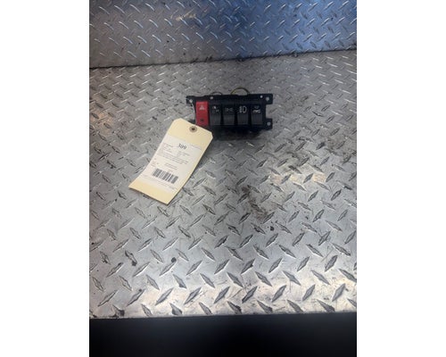 2022 KENWORTH T680 Dash Assembly For Sale in Box Elder, SD – Hatch Trucking & Salvage Parts LLC