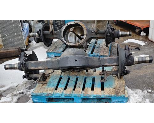 KENWORTH T680 Differential Housings Matched Set