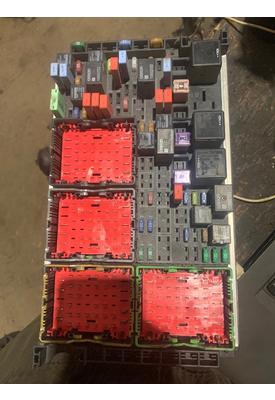 KENWORTH T680 Fuse Box