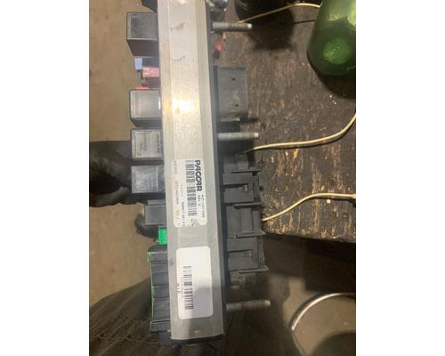 KENWORTH T680 Fuse Box