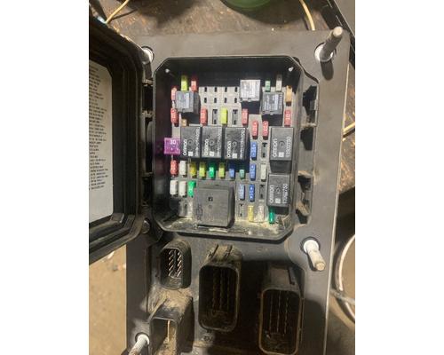 KENWORTH T680 Fuse Box