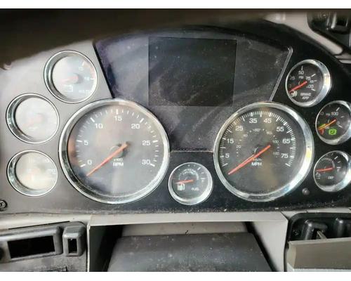  Kenworth T680 Instrument Cluster #