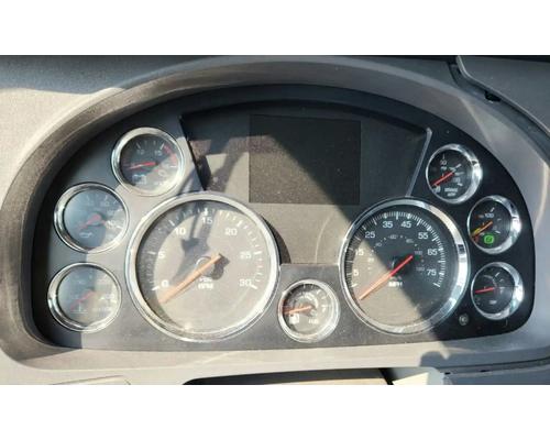  Kenworth T680 Instrument Cluster #