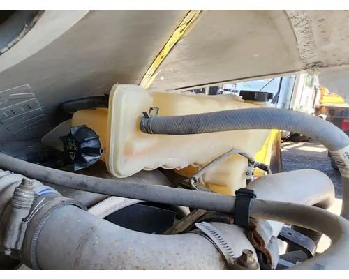  Kenworth T680 Radiator Overflow #