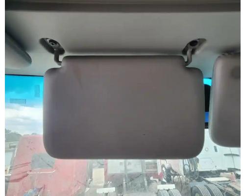  Kenworth T680 Visor #