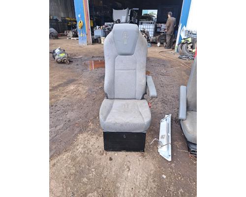 KENWORTH T680 Seat, Front