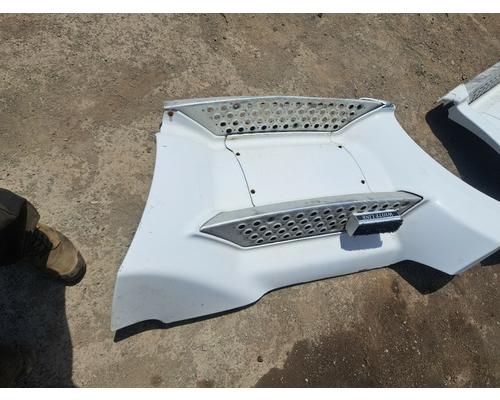 KENWORTH T680 Side Fairing