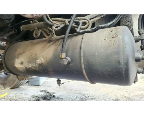 Kenworth T800 Air Tank # Kenworth T800 Air Tank #