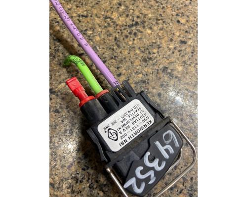 KENWORTH T800 Dash Console Switch