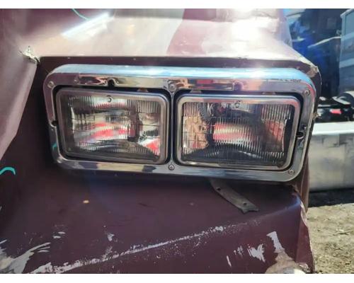  Kenworth T800 Headlamp Assembly #