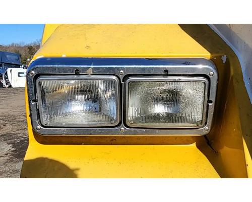Kenworth T800 Headlamp Assembly # Kenworth T800 Headlamp Assembly #