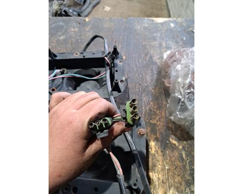 KENWORTH T800 Headlamp Assembly