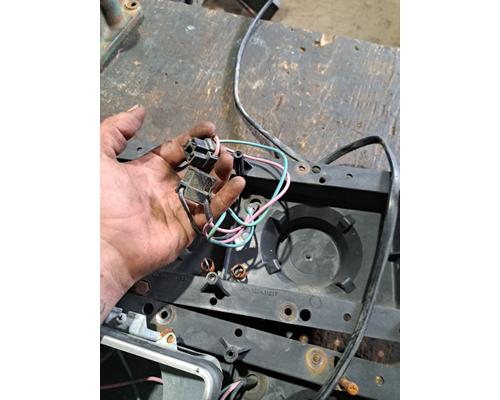 KENWORTH T800 Headlamp Assembly