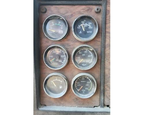  Kenworth T800 Instrument Cluster #