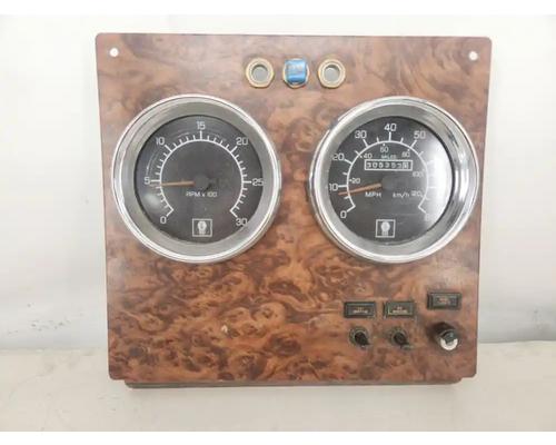  Kenworth T800 Instrument Cluster #