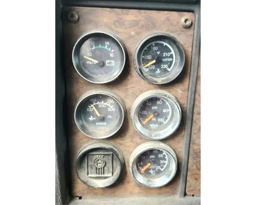  Kenworth T800 Instrument Cluster #