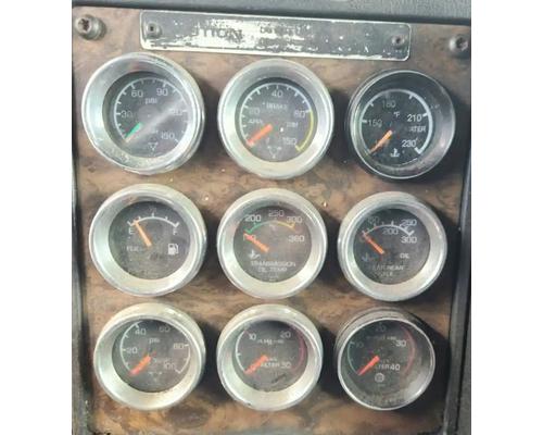  Kenworth T800 Instrument Cluster #