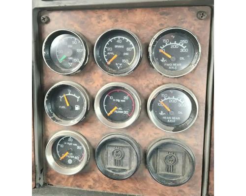  Kenworth T800 Instrument Cluster #