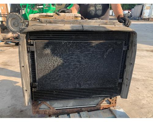 KENWORTH T800 Radiator