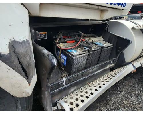 Kenworth T880 Battery Box # Kenworth T880 Battery Box #
